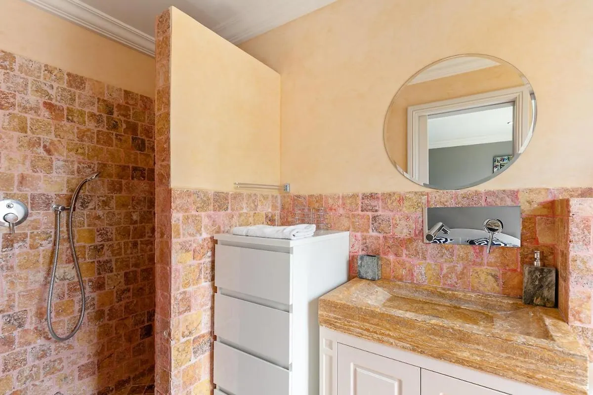 Amazing Villa Sea View Azurenting & Guest Housse Vallauris 0*,  Frankrike