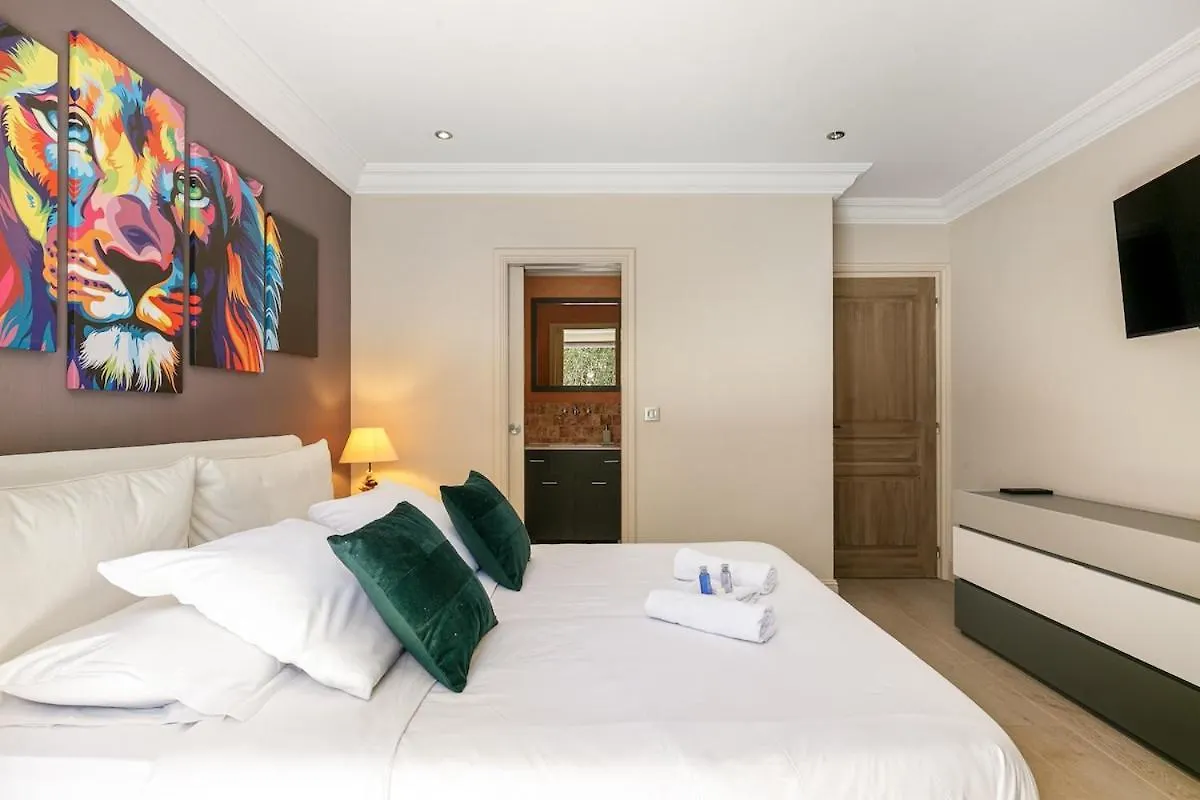 Amazing Villa Sea View Azurenting & Guest Housse Vallauris 0*,  Frankrike
